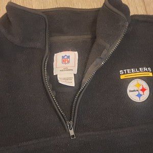 Pittsburgh Steelers Pull over - VF Imagewear Inc. Size XL 100% Polyester